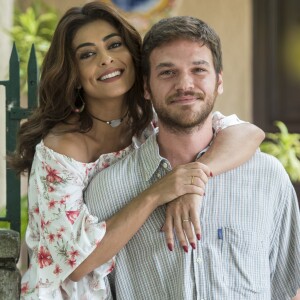 Emilio Dantas interpreta Rubinho, marido de Bibi (Juliana Paes), na novela 'A Força do Querer'