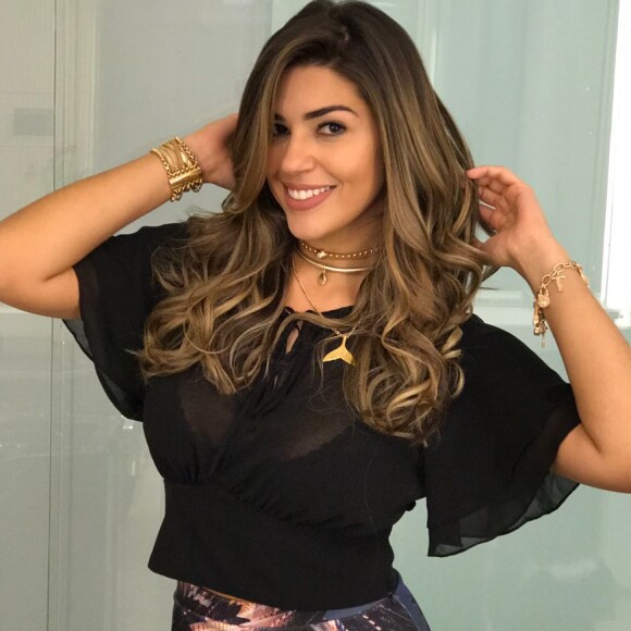 A ex-BBB Vivian decidiu se lançar como Youtuber com o 'Canal Vivian Amorim'