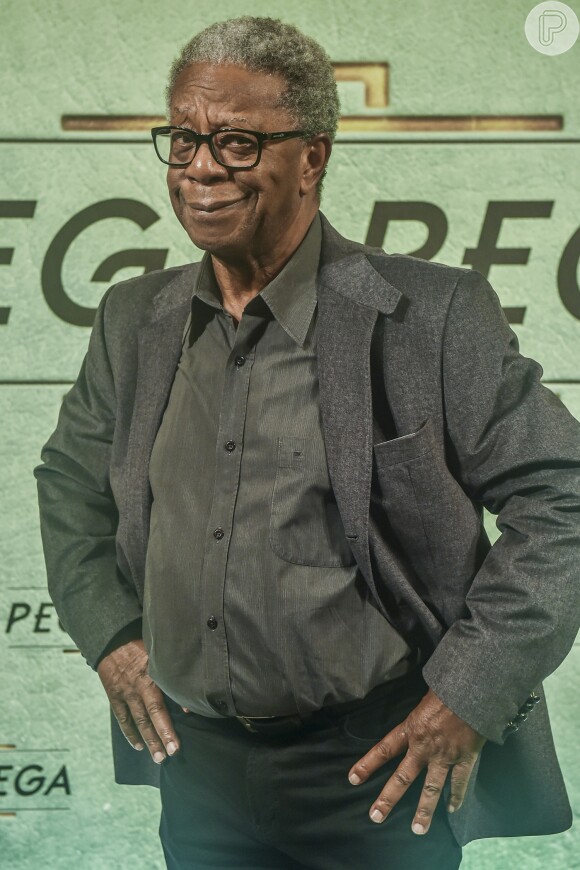 Milton Gonçalves é Cristóvão, na novela 'Pega Pega'
