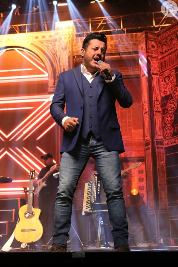 Bruno cantou alterado durante um show em Patos de Minas no último sábado (30)