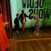 Carolina Dieckmann recebe a avó, Dona Marli, no 'Vídeo Show'