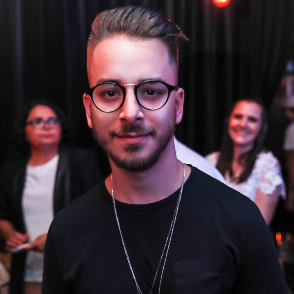 'Eu fingia que não, mas ficava (incomodado), sim', disse Junior sobre rumores de que era gay