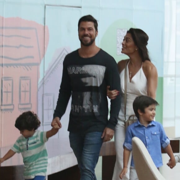 Casada com Carlos Eduardo Baptista, Juliana Paes não sofreu por amor: 'Nunca aconteceu comigo'