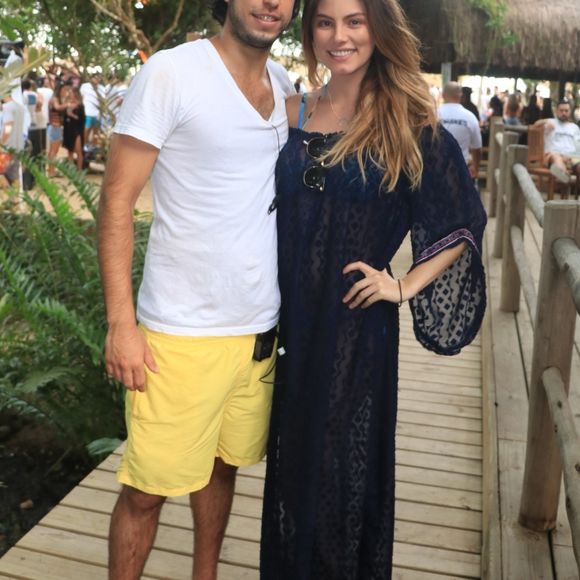 'E, com três semanas, já tinha voltado quase tudo. Falo quase tudo porque, as minhas calças, eu vestia 36, e ainda não estão fechando em cima, mas já entra', contou a atriz sobre seu guarda-roupa