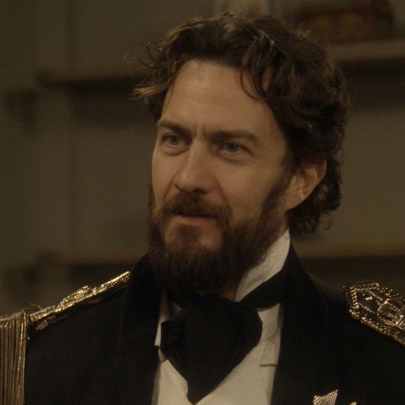 Thomas (Gabriel Braga Nunes) vai tentar intimidar Anna (Isabelle Drummond), na novela 'Novo Mundo'