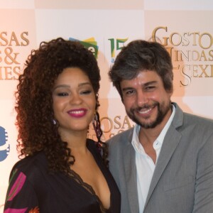 Juliana Alves e Ernani Nunes assumiram o relacionamento após rumores de romance em maio de 2016