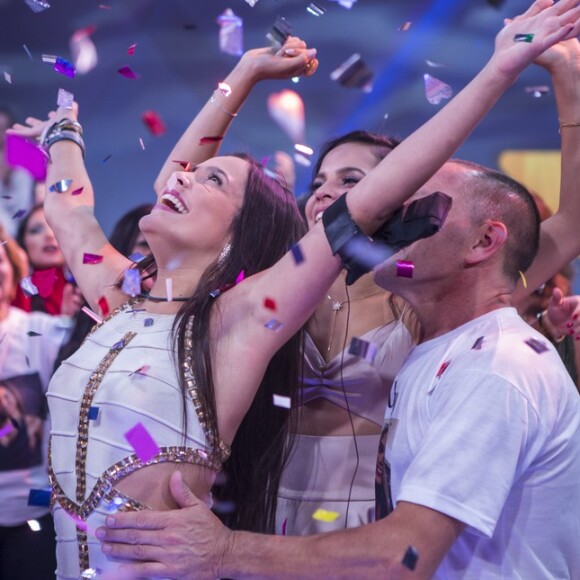 Emilly, campeã do 'BBB17', conquistou o prêmio de R$ 1,5 milhão