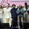 Ariana Grande, Miley Cyrus, Katy Perry e outros artistas se apresentaram em Manchester