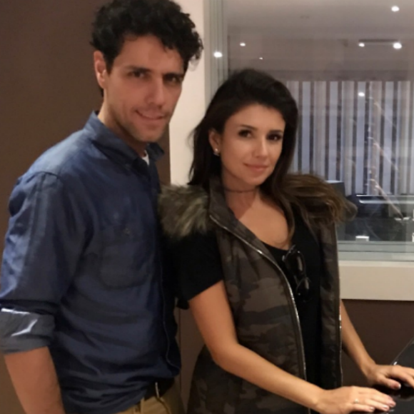Paula Fernandes e Thiago Arancam gravaram uma música juntos e só assumiram o namoro depois do projeto