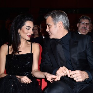'Nesta manhã, Amal e George receberam Ella e Alexander Clooney em suas vidas', indicou o representante do ator por email