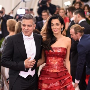 George Clooney e a mulher, Amal, reservaram um andar do hospital para ter privacidade