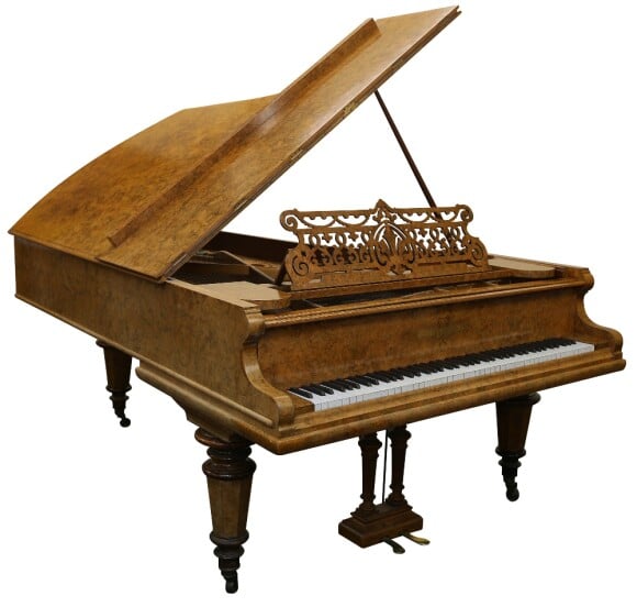 Piano usado por Paul McCartney é vendido por R$ 220 mil em leilão em Liverpool, no Reino Unido; raridade também foi usada pelo Beatle no filme 'Help' de 1965