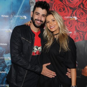 Grávida de Gusttavo Lima, Andressa Suita mantém rotina de trabalho como modelo 