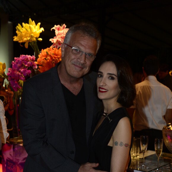 Pedro Bial, marido de Maria Prata, comentou experiência de ser pai pela sexta vez