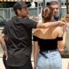 Bruna Marquezine e Neymar foram fotografados em momento de intimidade no Six Flags Magic Mountain, em Los Angeles, na Califórnia, especializado em montanhas-russas, nesta quinta-feira, 8 de junho de 2017