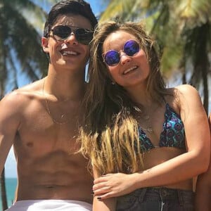 Larissa Manoela e Thomaz Costa não rotularam a relação