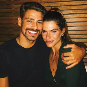 Mariana Goldfarb quer casamento íntimo com o namorado, Cauã Reymond