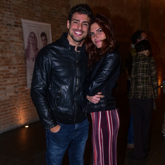 Cauã Reymond passou a tomar shot de limão por causa da namorada, Mariana Goldfarb