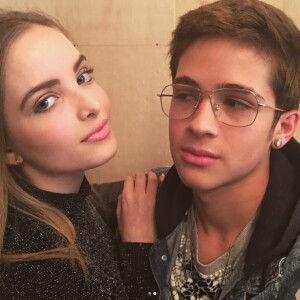 'Feliz dia dos namorados para você que, como eu e a Giovanna, está solteiro sempre, mas sozinhos nunca', disse João Guilherme Ávila