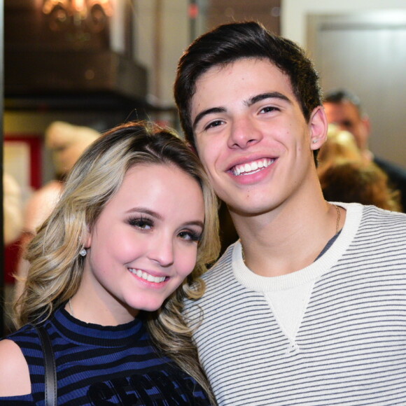 Atualmente, Larissa Manoela vive um affair com seu ex-namorado Thomaz Costa