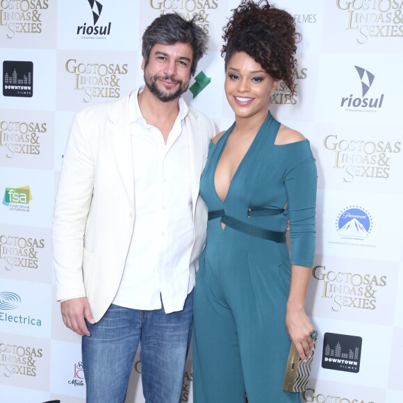 Juliana Alves está grávida de 5 meses de Iolanda, fruto de seu relacionamento com o diretor Ernani Nunes 