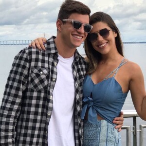 'Era Henrique e Juliano com 'Vem Para a Minha Vida', Matheus e Kauan com Anavitória com 'Fica' e Jorge e Matheus com 'Medida Certa'', lembrou a ex-BBB Vivian