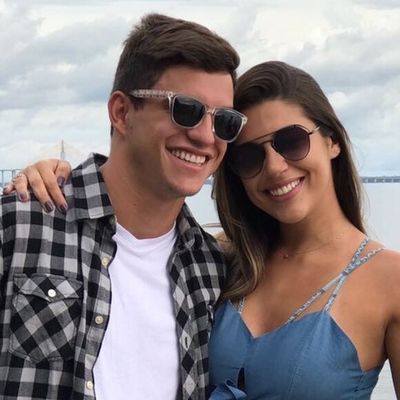 Ex-BBBs Vivian e Manoel estão ansiosos para viagem à Disney