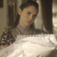 'Novo Mundo': Thomas restringe a convivência de Anna com a filha. 'Ama de leite'
