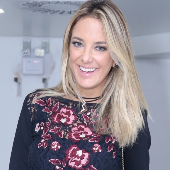 Ticiane Pinheiro completa 41 anos nesta sexta-feira (16)