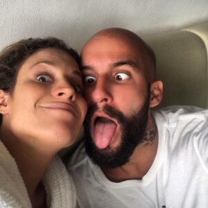 Maíra Charken e Renato Antunes estão juntos há 9 meses