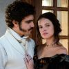 Domitila (Agatha Moreira) manipula Dom Pedro (Caio Castro) e faz com que ele não vá a um importante jantar, na novela 'Novo Mundo'