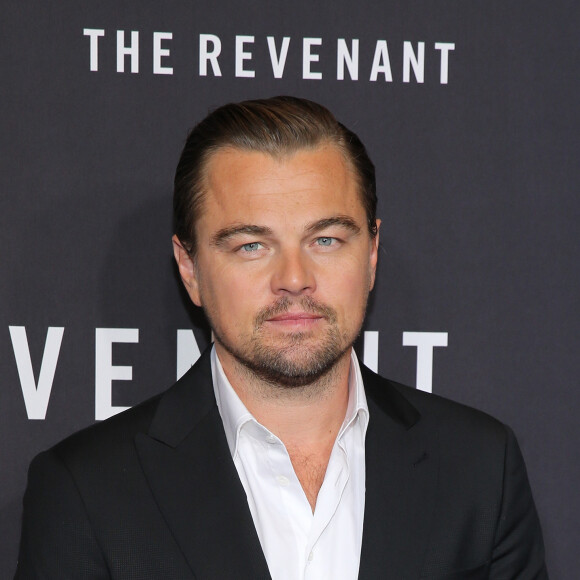 Leonardo DiCaprio e Bella Hadid trocaram telefone durante o Festival de Cannes