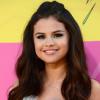 Selena Gomez ganhou uma aliança de compromisso de Justin Bieber