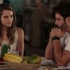 Lili (Juliana Paiva) diz a William (Thiago Rodrigues) que está apaixonada por Marlon (Rodrigo Simas), em 'Além do Horizonte'