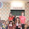 Rodrigo Faro desfilou com a mulher e as três filhas em um evento de moda infantil em São Paulo neste domingo, 6 de abril de 2014