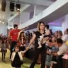 Rodrigo Faro desfilou com a mulher e as três filhas em um evento de moda infantil em São Paulo neste domingo, 6 de abril de 2014