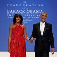 Michelle Obama brilha em baile e se declara a Obama: 'Amor da minha vida'