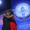 Michelle Obama postou no Twitter que está orgulhosa do marido