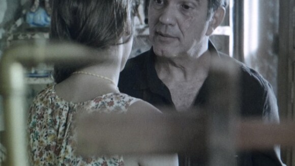 'Em Família': Luiza aconselha o pai a esquecer Helena. 'Nem sempre está certa'