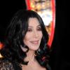 Os fãs de Cher, que acompanharam as gravações do clipe, realizadas na terça-feira (22), não puderam fazer registros fotográficos