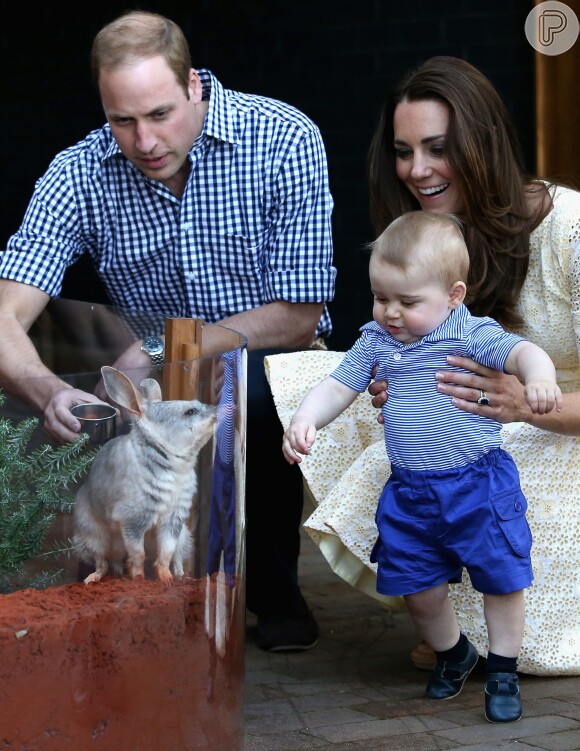 Kate Middleton, o príncipe William e príncipe George Alexander Louis se divertiram no zoológico de Tronga, em Sidney, na Austrália neste domingo de Páscoa, em 20 de abril de 2014