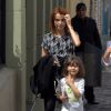 Débora Falabella curte a filha, Nina, de 4 anos, nas horas de folga