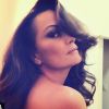 Luiza Brunet posa sensual em foto publicada em seu perfil no Instagram; solteira, atriz fala sobre sua relação com o sexo: 'Sou extremamente sexualizada'