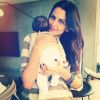 Fernanda Motta compartilha fotos com Chloe as redes sociais