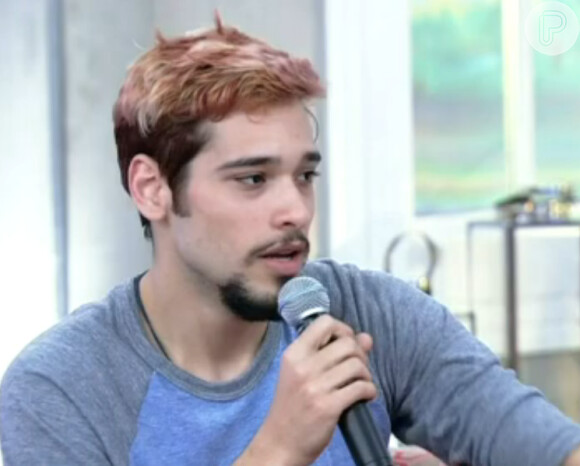 Bruno Fagundes, convidado do programa, também falou sobre a coloração de seu cabelo