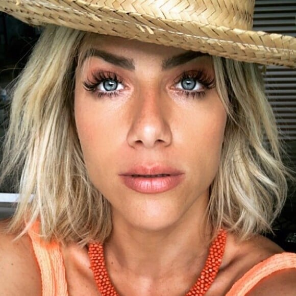 Giovanna Ewbank deu os parabéns a Neymar nesta segunda-feira em seu Instagram