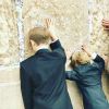 Recentemente, Luciano Huck postou foto dos dois filhos no Muro das Lamentações