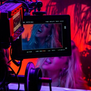 'Carnaval', novo clipe de Claudia Leitte, foi dirigido por Darren Craig