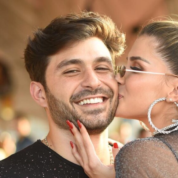 Ex-BBB Aline Gotschalg e o namorado, Geraldo Souto, não vão passar o Carnaval no Rio