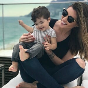 Mãe de Lucca, Aline Gotschalg falou que não sente culpa quando precisa se ausentar por causa do trabalho